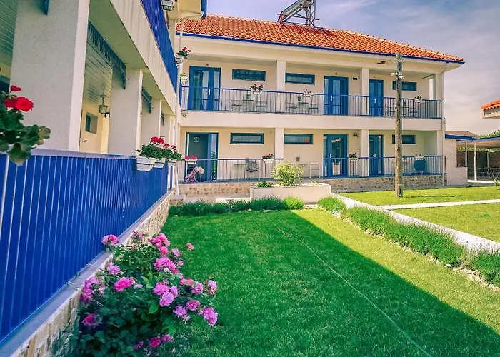 The Old Border ヴァマ・ヴェケ