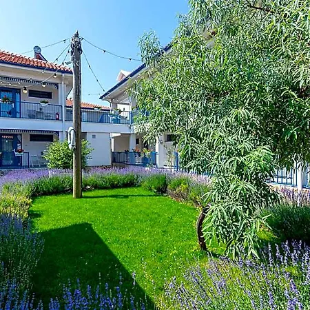 The Old Border Hotel